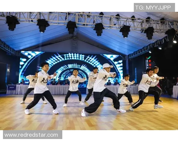 成都街舞队引领潮流最新街舞技术TOP10全解析